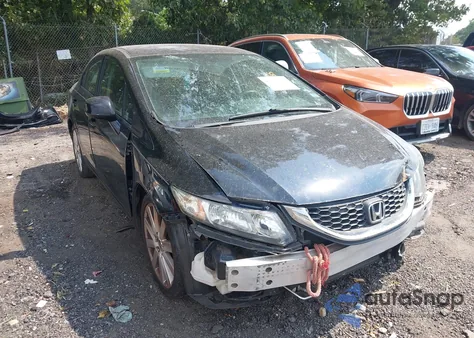 2013 Honda Civic Lx z USA, uszkodzony, nr VIN 2HGFB2F58DH512885